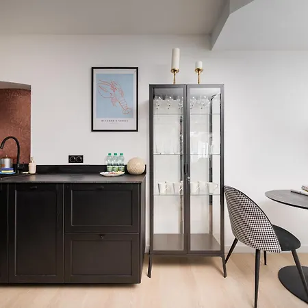 Stara Praga Boutique By Bookinghost *