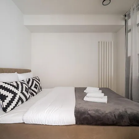 דירה Stara Praga Boutique By Bookinghost ורשה