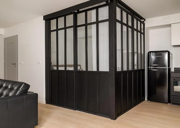 Stara Praga Boutique By Bookinghost *